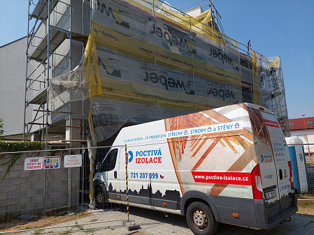 Izolace podlahy polyfunkčního domu v Hodoníně